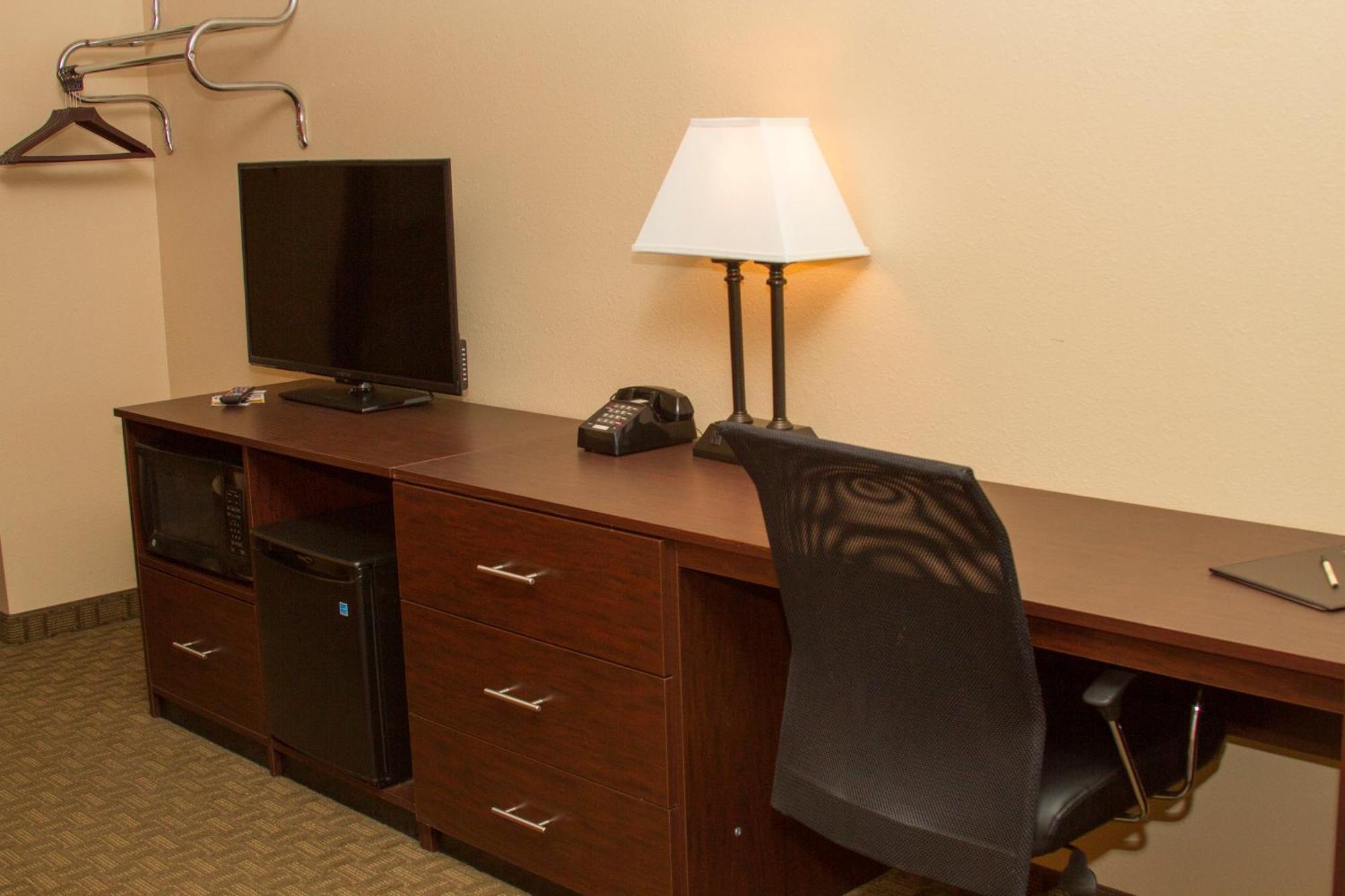 Cottonwood Inn & Suites Phillipsburg Oda fotoğraf